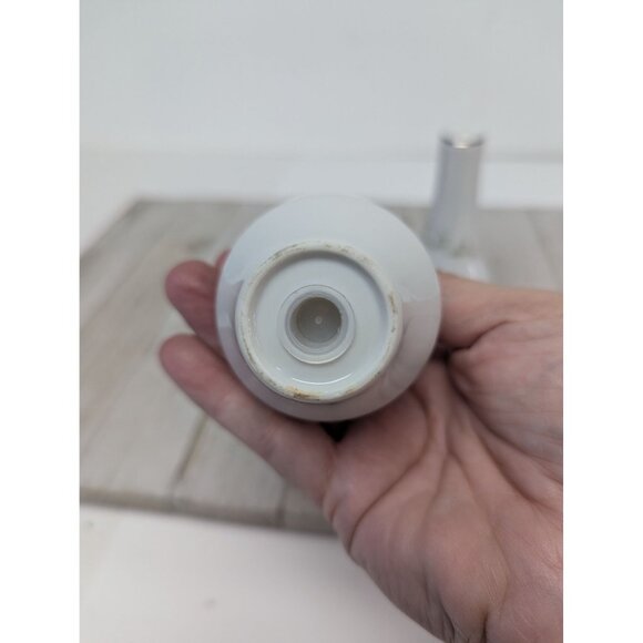 Sheffield China Japan Elegance Salt and Pepper Shaker 4 1/2" - Picture 8 of 9